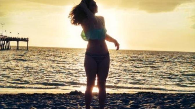 I am 17, in 12th, a ginger, 5'3 and 127lbs I have self-esteem issues since I was called "thunder thighs" in 6th grade by my crush. What do you think?