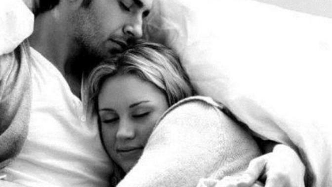 Girls, when you cuddle, do you like your chin on your cuddle buddies chest or your cheek against theirs'?
