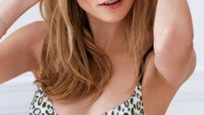 Push up bra VS regular bra? On small/average sized boobs?