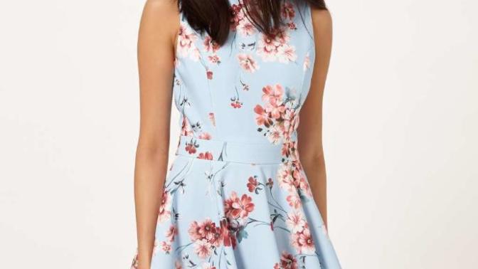 What should I wear to an early evening dinner date?