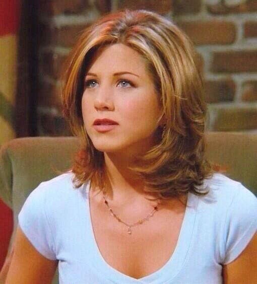 Who was more attractive in her prime: Jennifer Aniston or Julia Louis-Dreyfus?