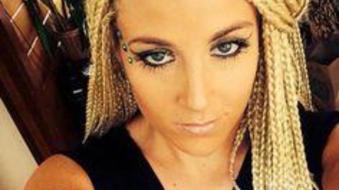 Do you guys think it's wrong for white women to braid their hair and what's your reasoning?