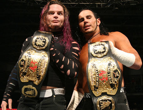 Who were your favorite WWE wrestlers/divas growing up?