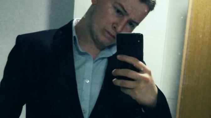 Girls, should I go with shorter or longer hair?