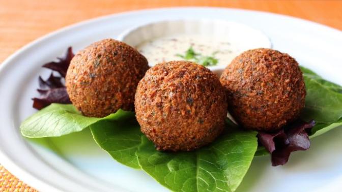 Falafel or Shawarma 😎?