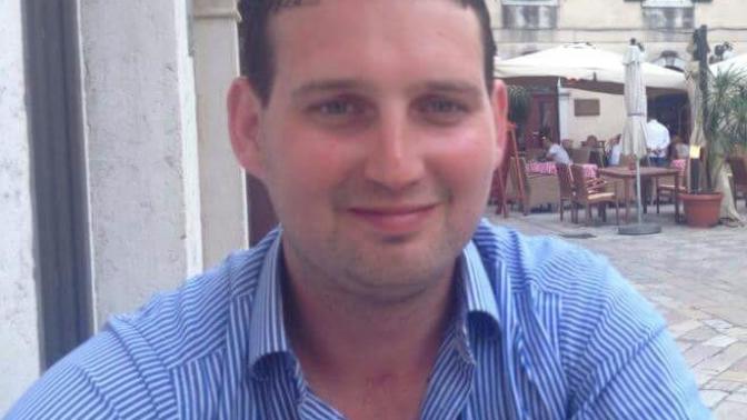 Guys, Do You Think This Guy Would Find Me Attractive (Read, Please)?