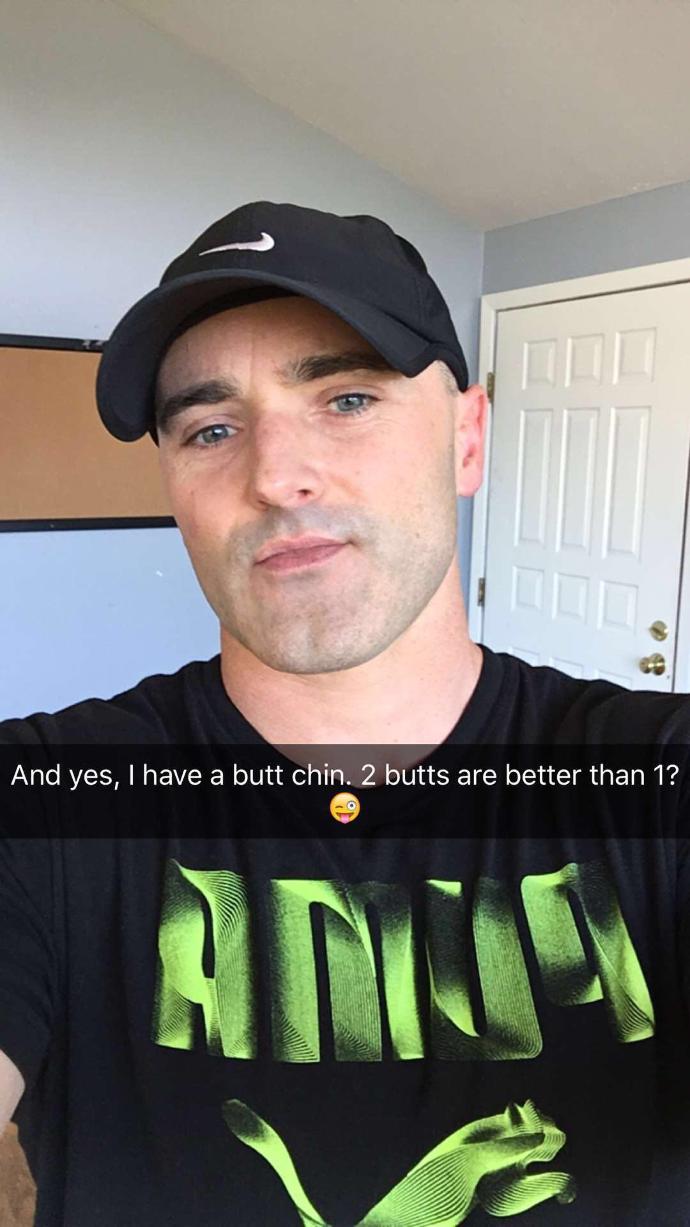 Girls, what do you  prefer on a man (or on me more specifically): full beard, chin strap, or clean shaved?