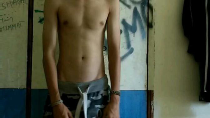 Girls, Is This Very Skinny?