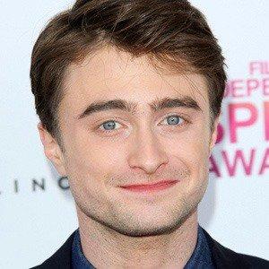What are the ideal male lips?