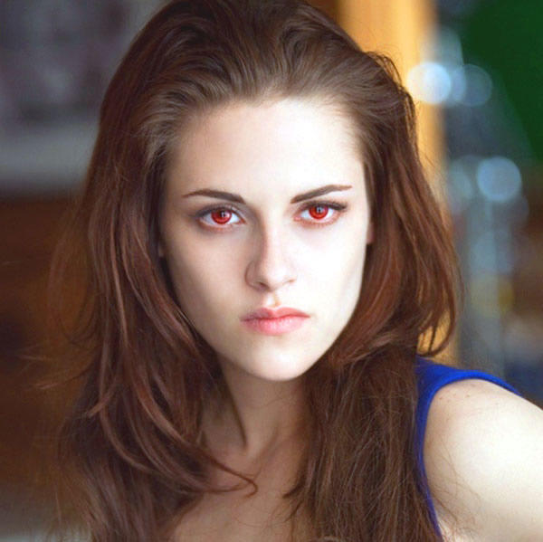 Guys, who's the most attractive girl in The Twilight Saga?