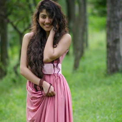 Which (female) ethnic group has the best hair?