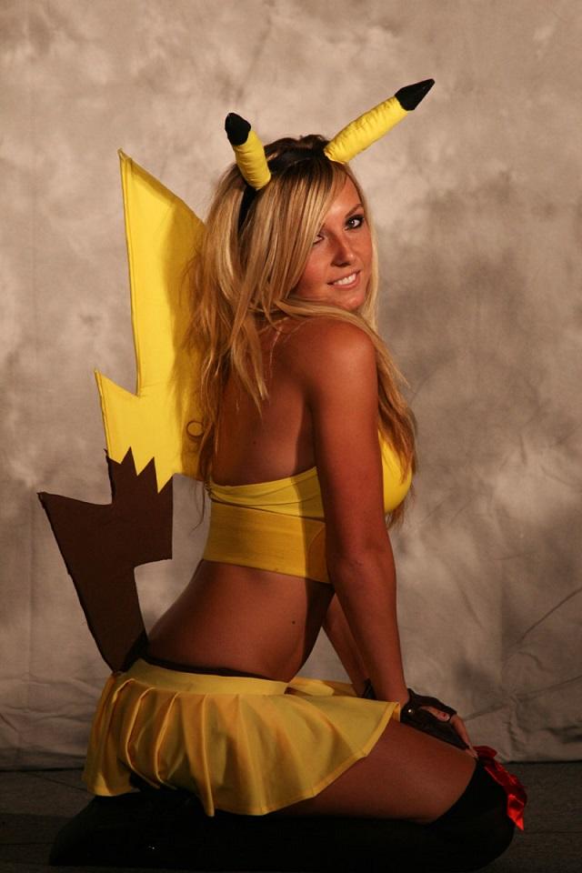 Who else thinks Jessica Nigri is overrated?