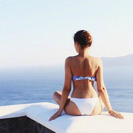 Battle Of The Instagram Beauties: Back & Ass?