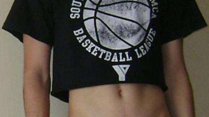 Should guys wear crop tops?