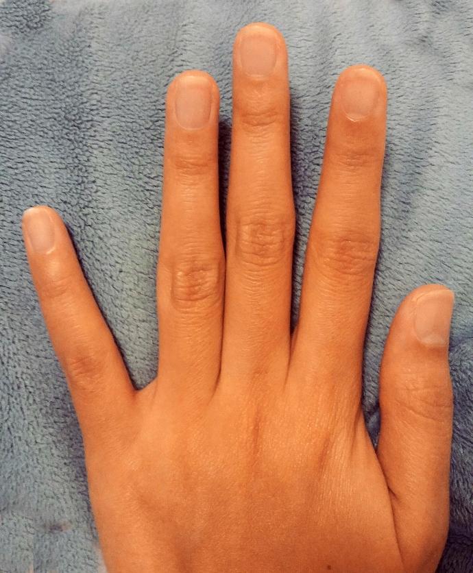 Guys, What's your preference on a girls manicure/nails? 