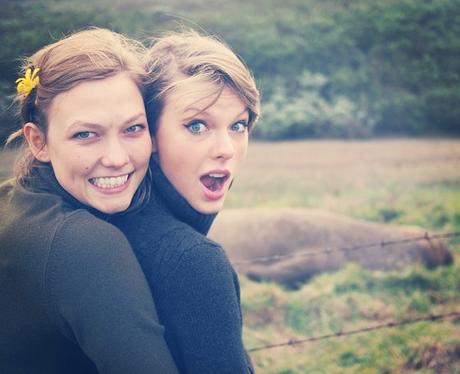 IS Taylor Swift gay?