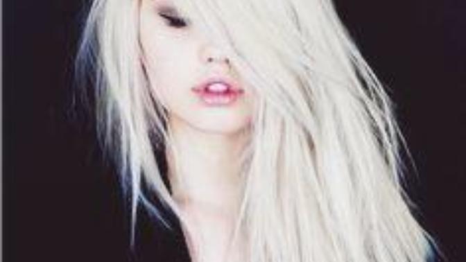 Platinum hair, YAY or NAY?
