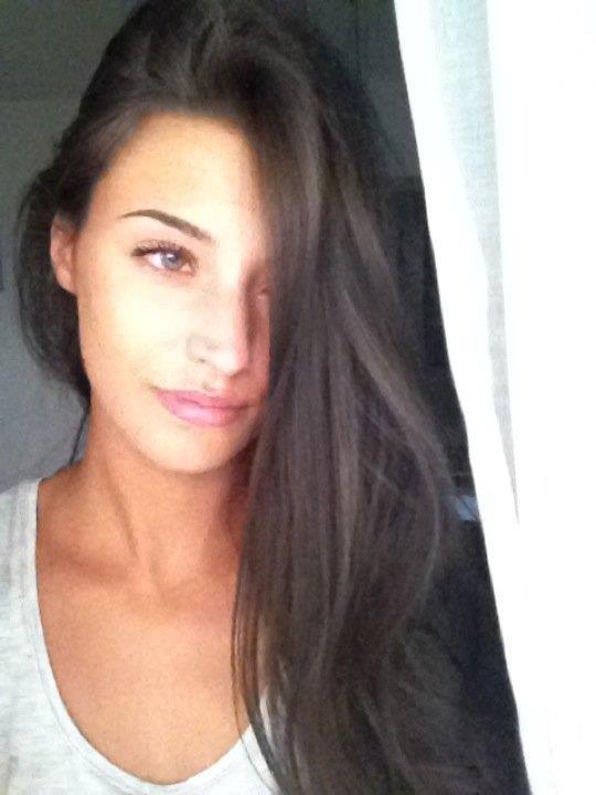 Beauty comes with brains: So the better looking you are the more likely for you to be intelligent?