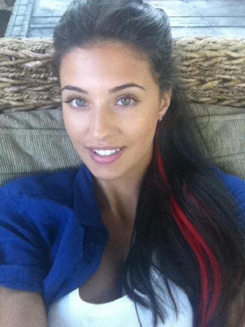 Beauty comes with brains: So the better looking you are the more likely for you to be intelligent?