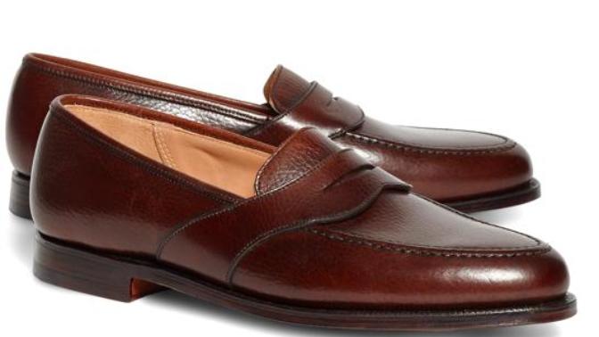 Girls, do like the leather loafer with no sucks look on guys?