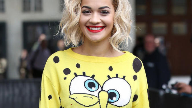 Would you date a girl with short shoulder length hair if it suited her?