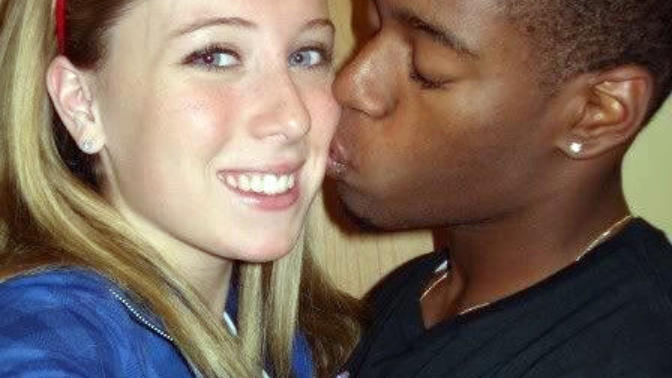 Do you think it's good that black guy-white girl couples are becoming so common? Do you think the diversity is a good thing? (👨🏿👩🏻)(👨🏿👩🏻)?