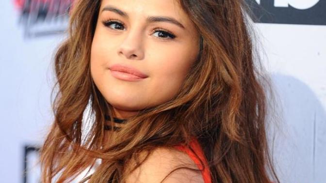 Would you want to f*ck Selena Gomez?