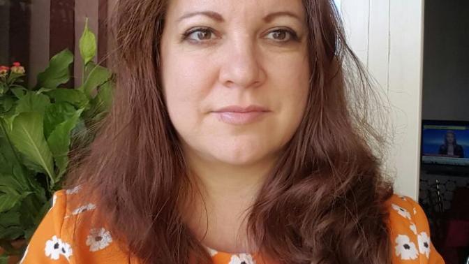 How would you rate this 41 years old woman?