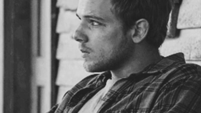 Why are guys with an edgy rugged style more attractive?