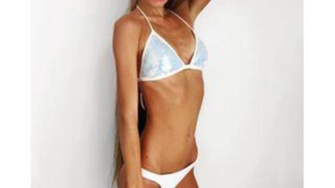 Guys and girls, what kind of body do you prefer your woman to have?