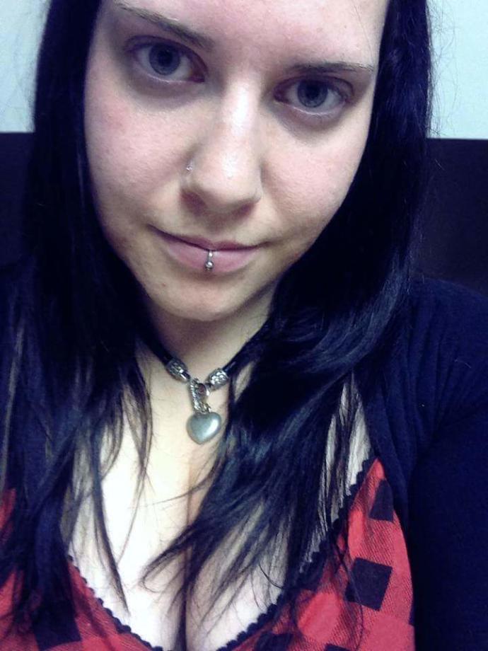 Should I keep my hair red, or go back to black?