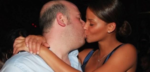 Do women truly just want hot guys but take less attractive men for security?