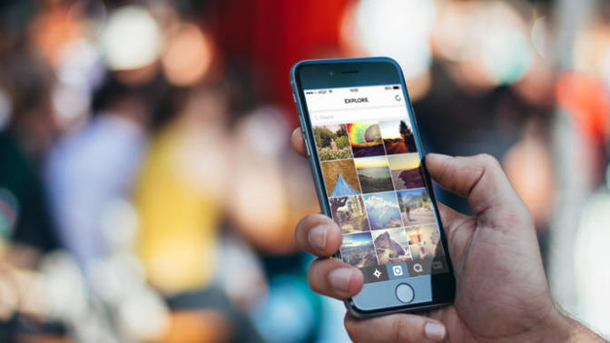 How to approach a guy on Instagram?