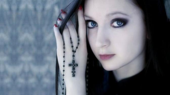 Is it weird I have a secret like for goth girls?