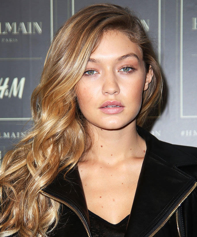 Which is more beautiful? Vanessa or Gigi?