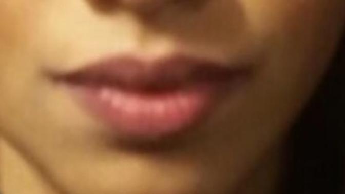 Guys, Are my lips big or medium plump?