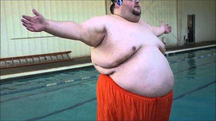 Real men have curves! Do you like curvy guys?