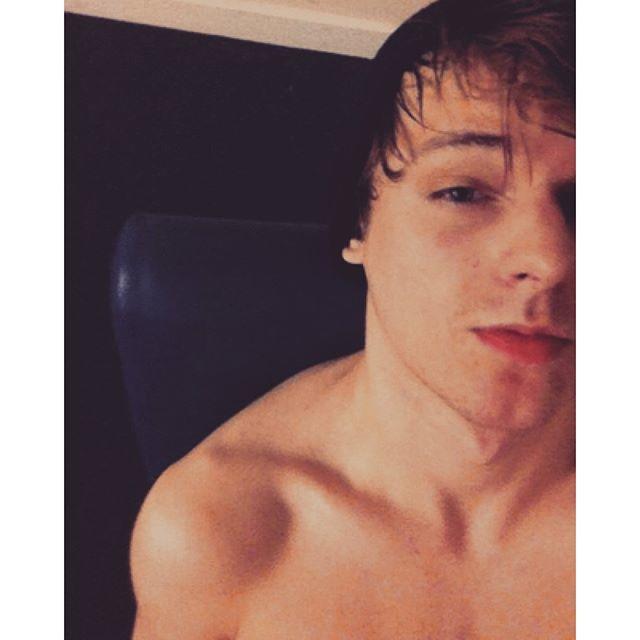If you take a picture of you topless (male), but you aren't doing it on purpose, is that sexting (pic isn't me) ?