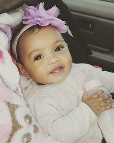 My brothers ex doesn't want custody of their daughter anymore. Should he just raise her as a single dad?
