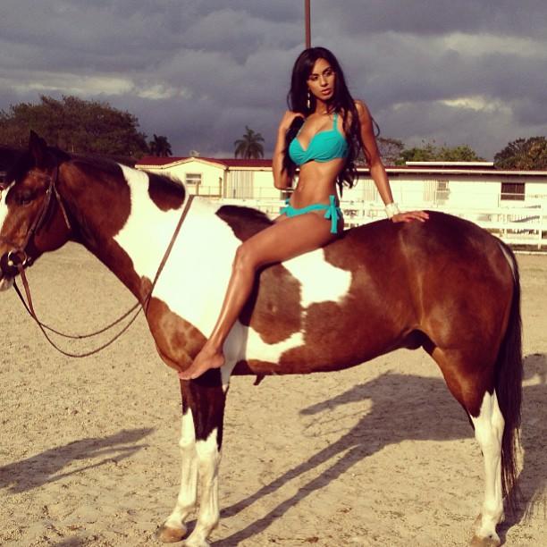 What would you rate this Indian Model from Miami/10?