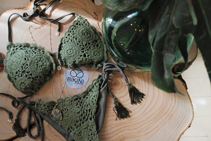 This bikini looks better in which color?