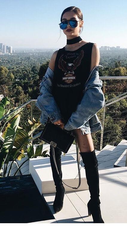 guys: do you like this style on a female?