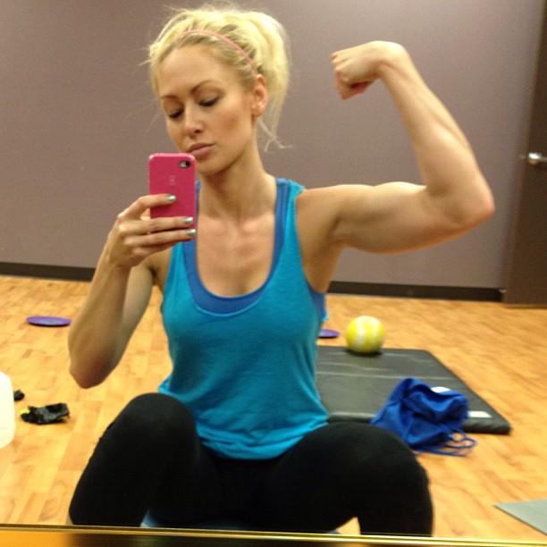 Gym girls, do you want to get physically stronger...If so, how muscular would you want to be?
