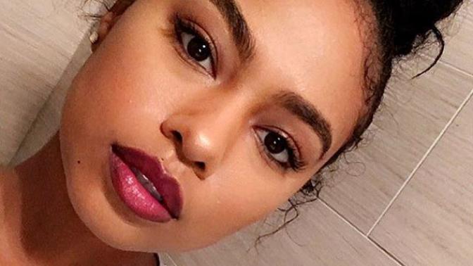Rate London Zhiloh attractiveness?