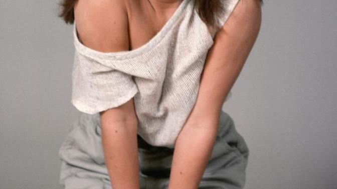 Which female celebrities of the 1970s do you think is the most beautiful/attractive?