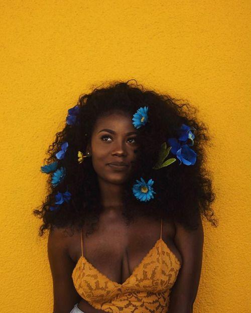 Flowers in Afro trend: Which girl did it best?