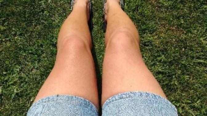 Girls, Do I have nice legs?