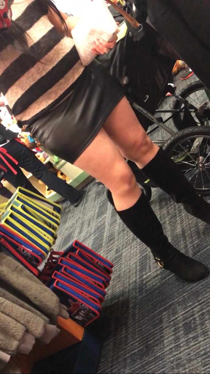 Girls, What type of skirt is this and the length of it? School appropriate with sandals or not?