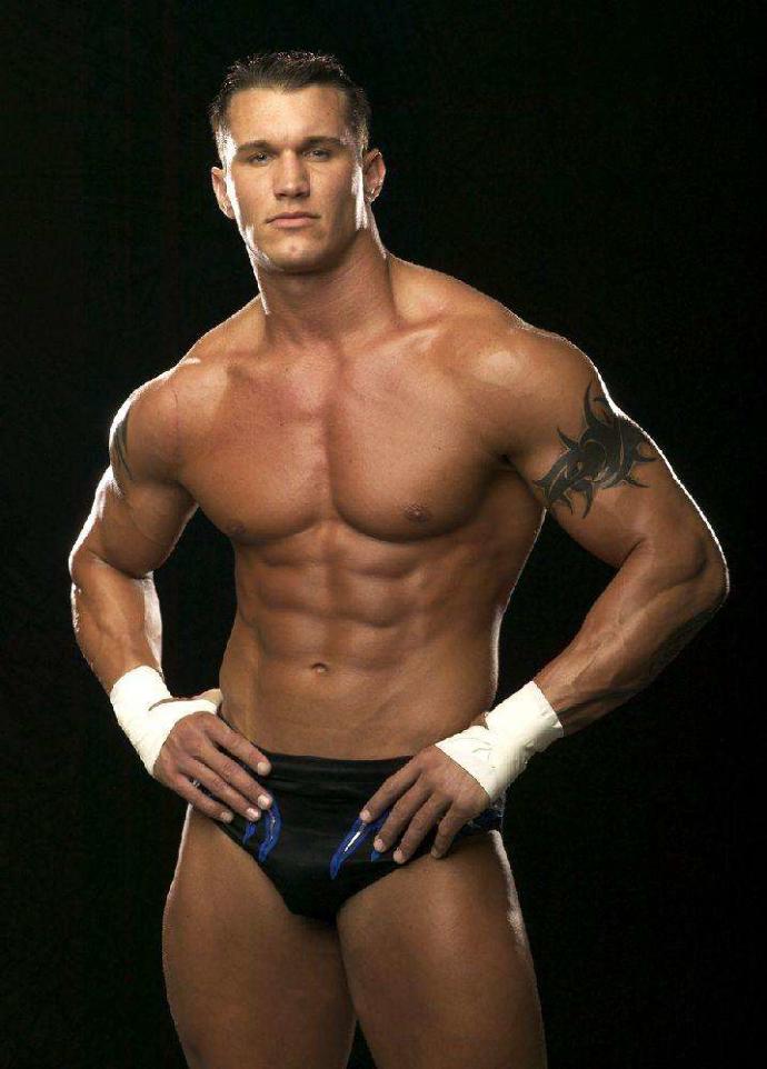 Girls, do you like dark mysterious looking guys or regular hot guys?