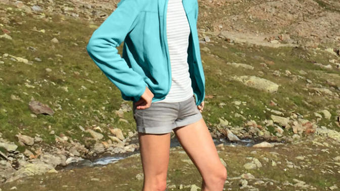 Is Tiffany Blue a feminine color?